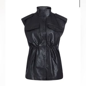 BNWT Line & Dot Noa Vest